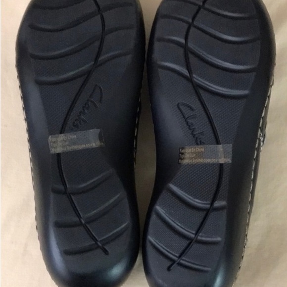 ♣️Clarks Ashland Alpine Bendable Black Leather Slip On Comfort Loafer Shoes 9M - Picture 5 of 8